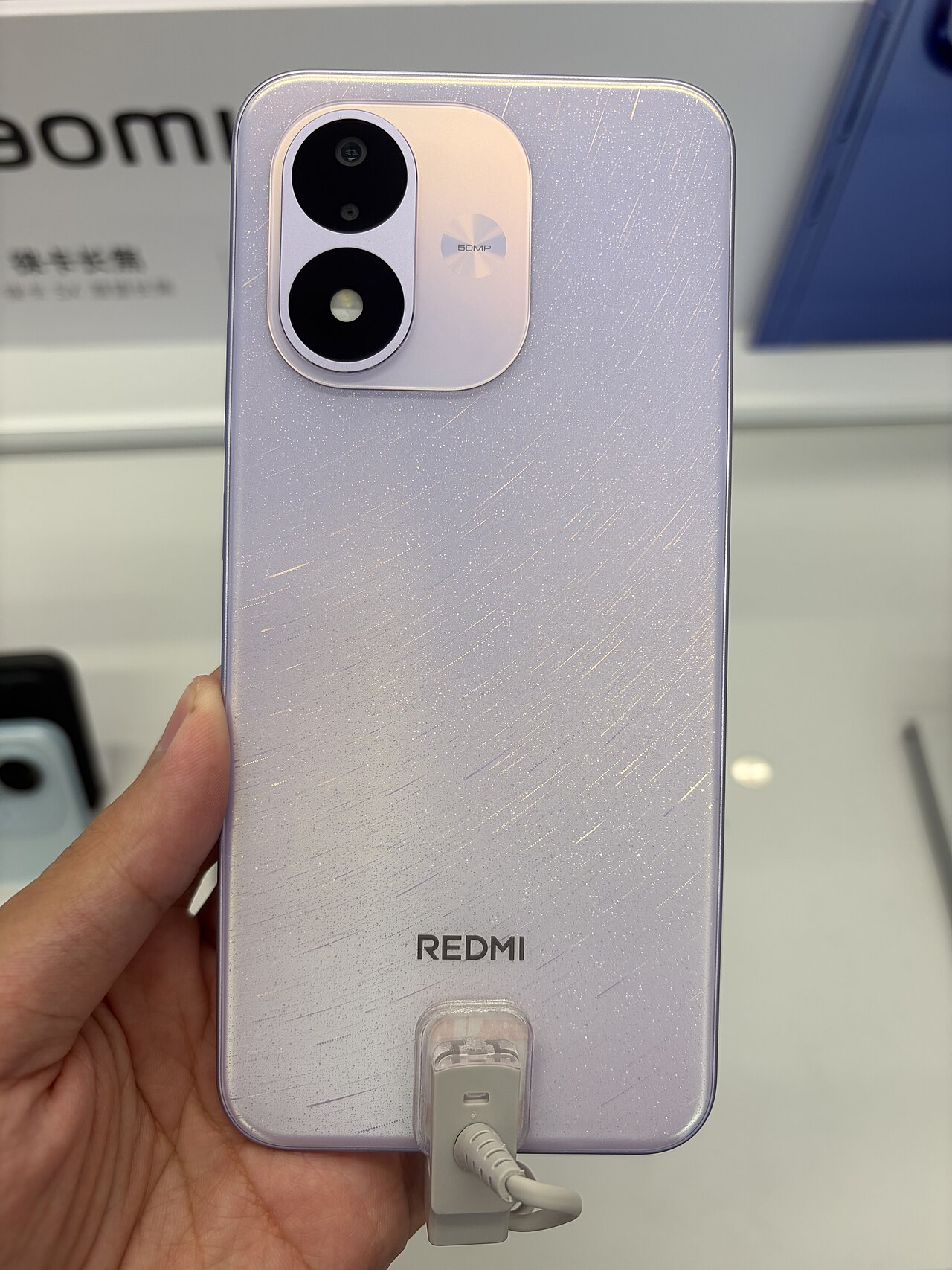 Rear view of the Xiaomi Redmi Note 17