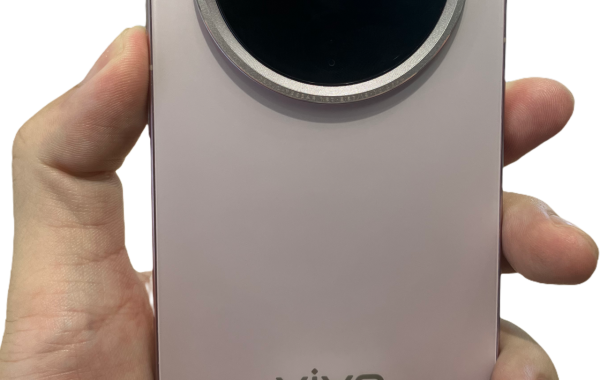 vivo iQOO 16 (2026): Full Specs & Price